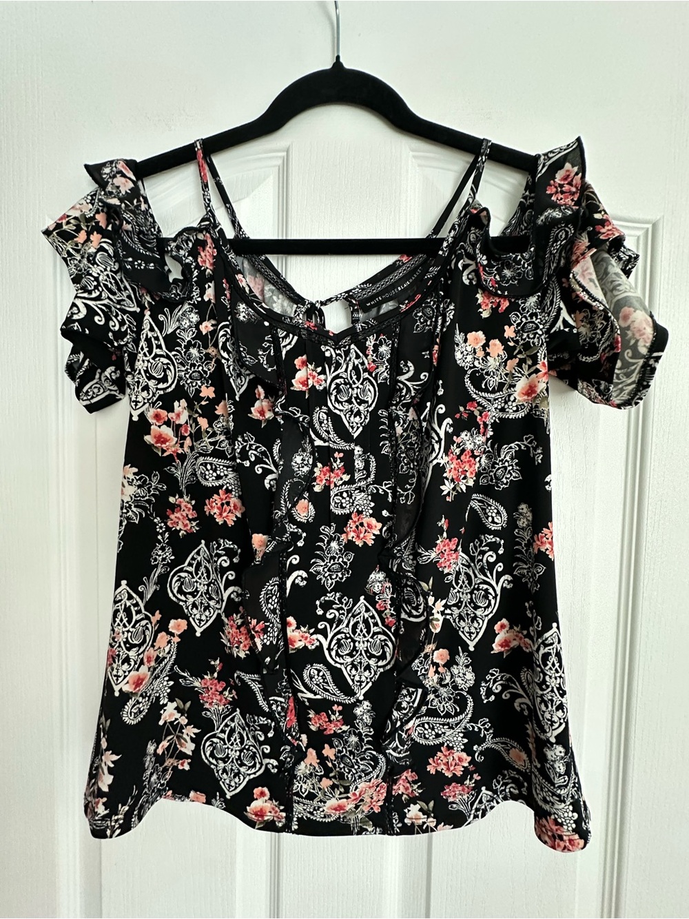 White House Black Market NWOT Black Cold-Shoulder Floral Paisley Camisole